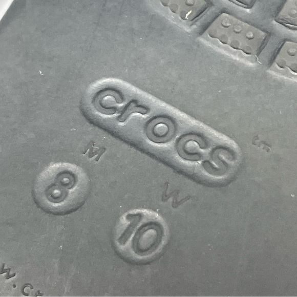 CROCS Flip Flops Mens 9 Womens 11 Black/White Bayaband Logo ligheweight comfy - Picture 6 of 9